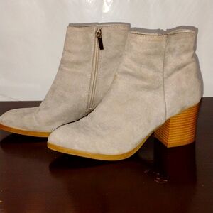 Charlotte Russe Taupe Suede size 6